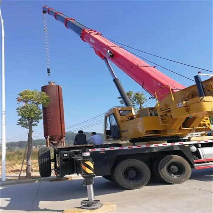 茂县专业吊车租赁多少钱